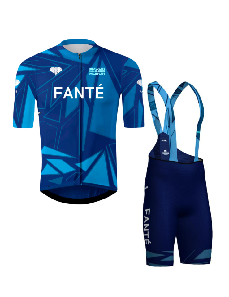 EQUIPACIÓN FANTÉ